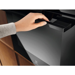 Духовой шкаф Electrolux LOH3H00BK