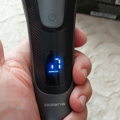 Бритва электрическая POLARIS PMR 0420R flex&float 4D PRO (черный/графитовый)
