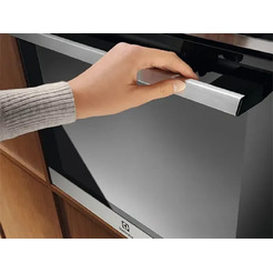 Духовой шкаф Electrolux MealAssist 700 LOE8F38X