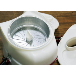 Соковыжималка для твёрдых овощей и фруктов БЕЛОМО СВШПП-302