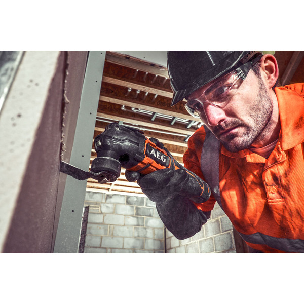 Многофункциональный инструмент AEG Powertools BMT12C (4935464030 без АКБ и ЗУ)