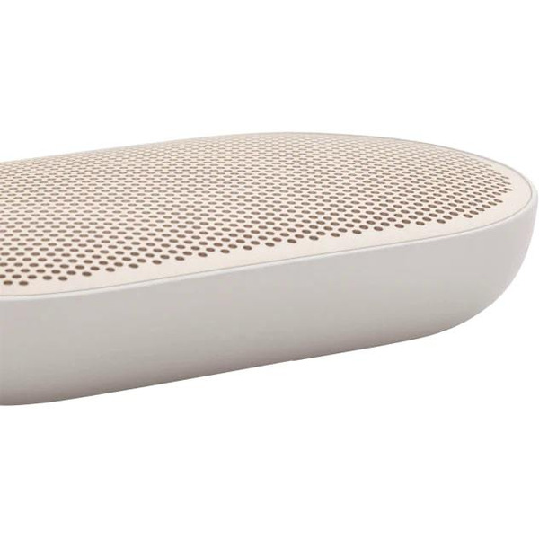 Беспроводная колонка Bang & Olufsen Beoplay P2 (бежевый)