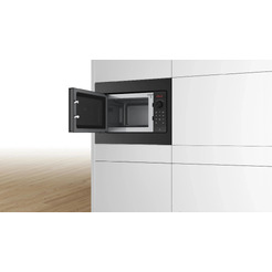 Микроволновая печь Bosch Serie 2 BFL523MB4