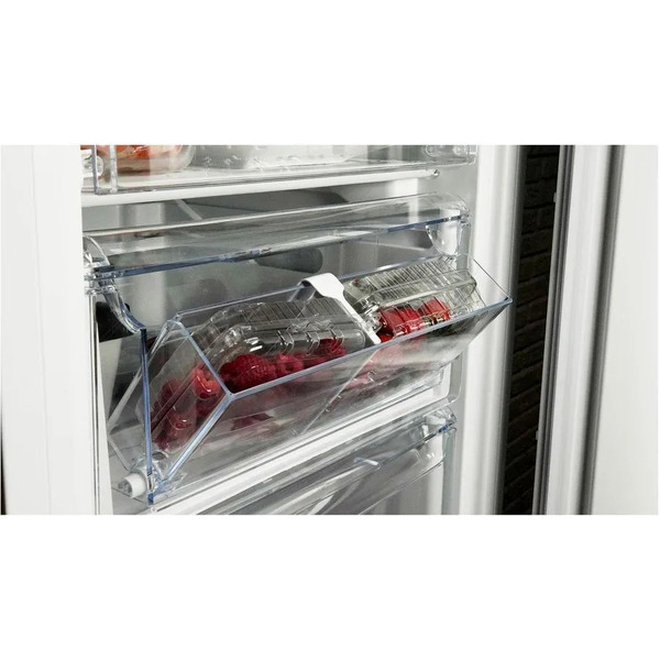 Морозильник Indesit DSZ 5175