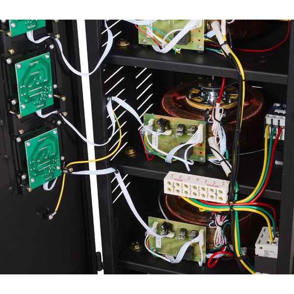 Стабилизатор напряжения Ресанта ACH-9000/3-ЭМ