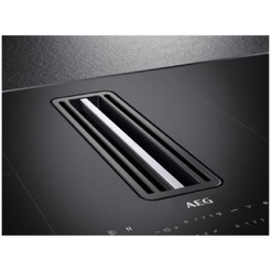 Поверхность индукционная со встроенной вытяжкой AEG CCE84779FB