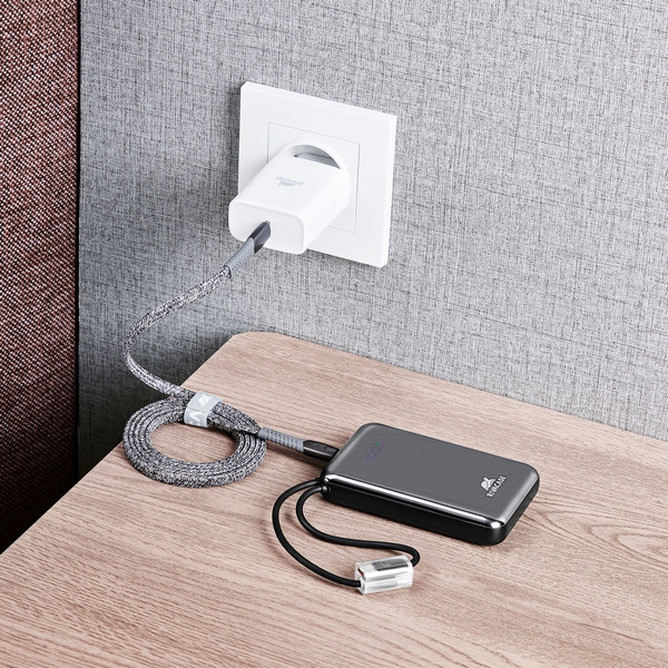 Внешний аккумулятор Rivacase VA2614 10000mAh (черный)