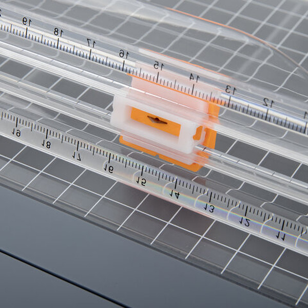 Резак роликовый BRAUBERG SPECIAL 532329