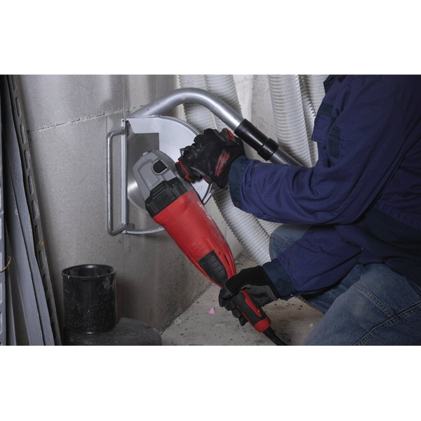 Угловая шлифмашина Milwaukee AGVK 24-230 4933451414