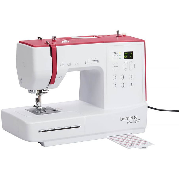 Швейная машина бытовая BERNINA Bernette Sew&Go 7