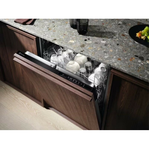 Посудомоечная машина Electrolux EEA17200L