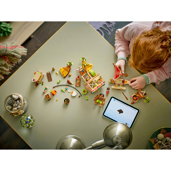 Конструктор LEGO Disney 43258 Баржа Какамора