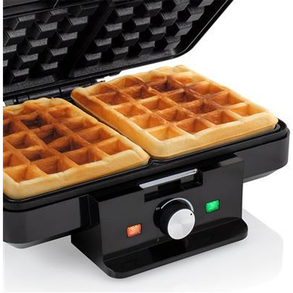 Вафельница Tristar WF-1165