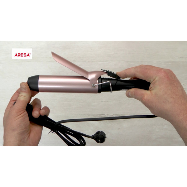 Щипцы для моделирования прически Aresa AR-3334