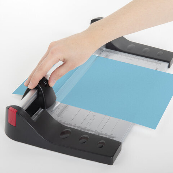 Резак роликовый BRAUBERG EXTRA A4 532325