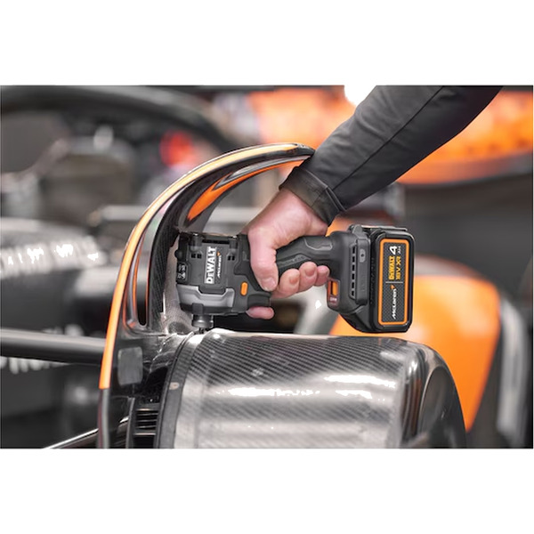 Винтоверт DeWalt DCF85MM1T (с 1-им АКБ, кейс)