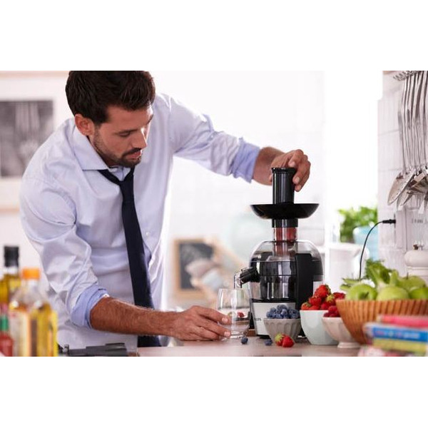Соковыжималка Philips HR1832/00