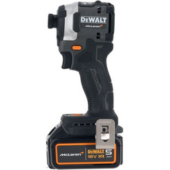 Набор электроинструментов DeWalt DCK200MP2T (шуруповерт, винтоверт, 2 АКБ, кейс)