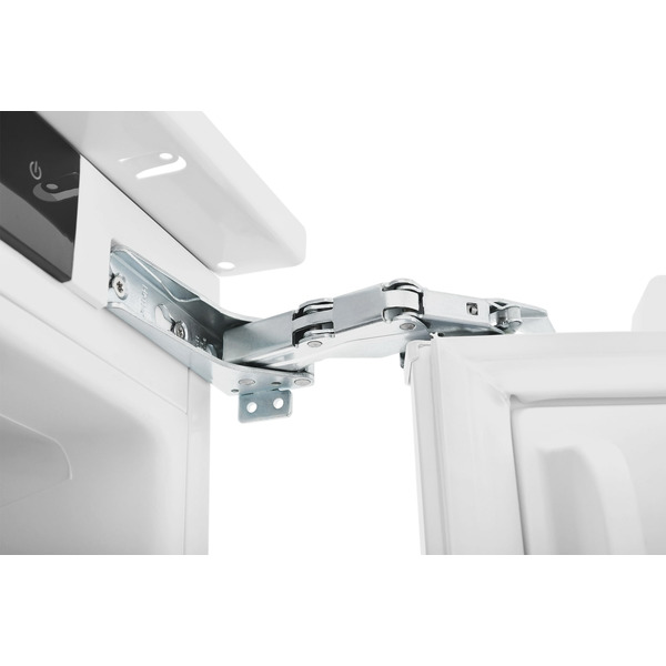 Встраиваемый холодильник ZUGEL ZRI1760FNF