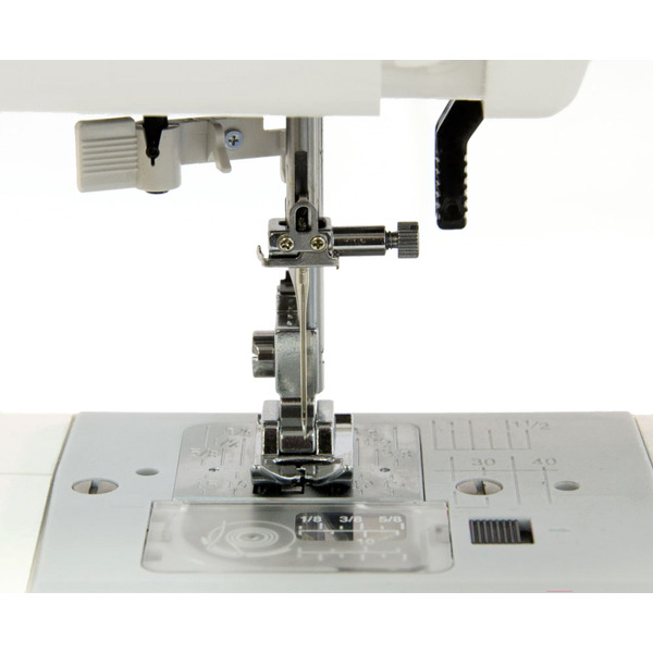 Швейная машина JANOME 4100L