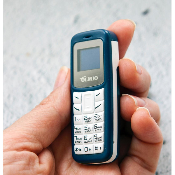 Мобильный телефон Olmio A02 (синий-белый)