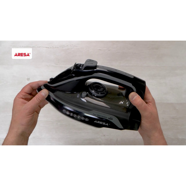 Беспроводной утюг ARESA AR-3124