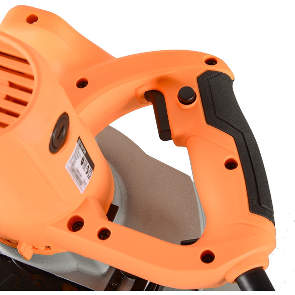 Циркулярная пила Вихрь ДП-160/1300 (72/11/4)