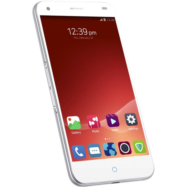 Смартфон ZTE Blade S6 серебряный