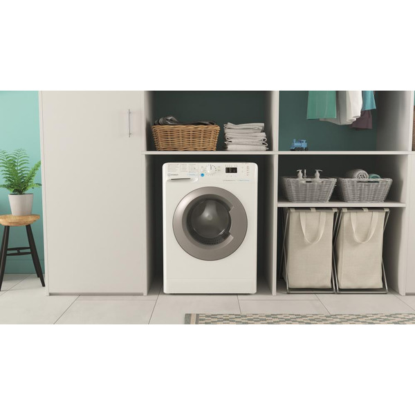 Стиральная машина Indesit BWSA 61051 WSV RU