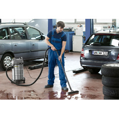 Пылесос Karcher NT 38/1 Me Classic 1.428-538.0