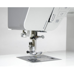 Швейная машина Aurora Style 700