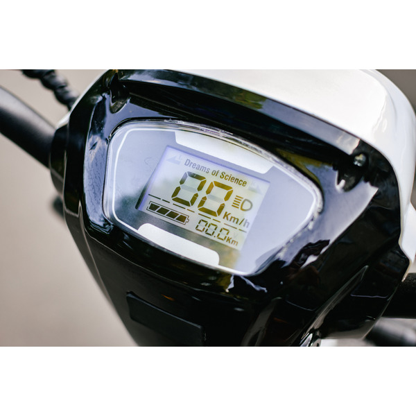 Электроскутер AVM Delta (белый)