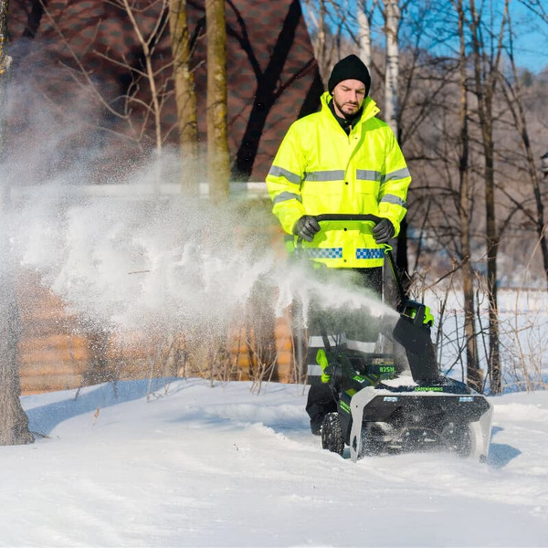 Снегоуборщик Greenworks 82SN22 (без АКБ)