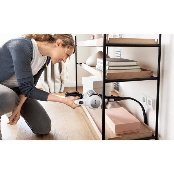 Аккумуляторный пылесос BOSCH BCS711XXL