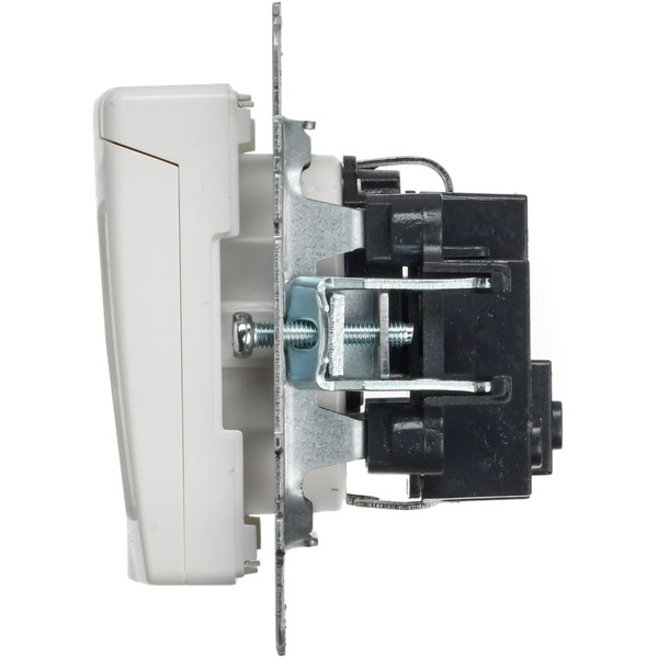 Розетка IEK Brite РСбш10-3-БрБ