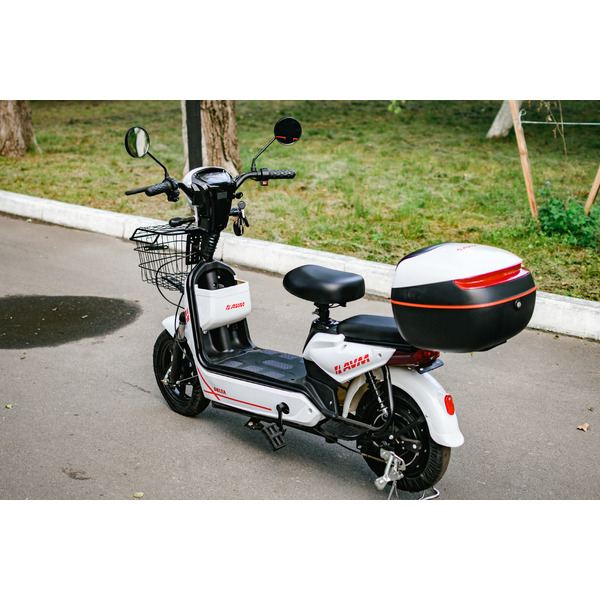 Электроскутер AVM Delta (белый)