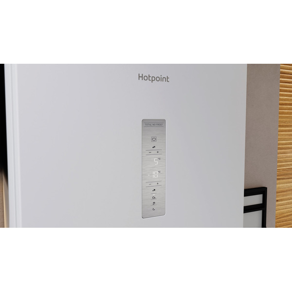 Холодильник-морозильник Hotpoint HT 9201I W O3