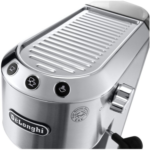 Кофеварка DeLonghi EC685.M