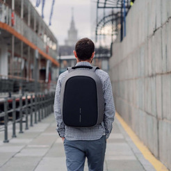 Рюкзак для ноутбука XD DESIGN Bobby Hero XL P705.712 (серый)