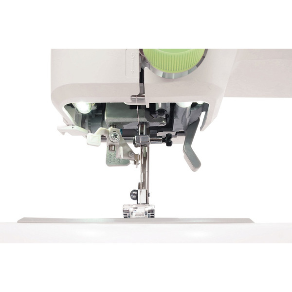 Швейная машина Leader Majestic 250E