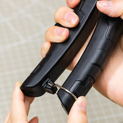 Заклепочник Deli EDL236004