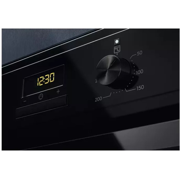 Духовой шкаф Electrolux SurroundCook FLEX 600 EOF3H50BK