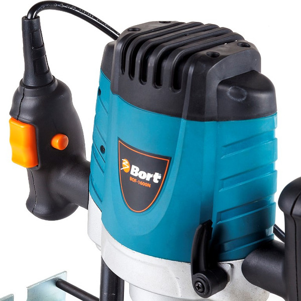 Фрезер Bort BOF-1600N (98290011)