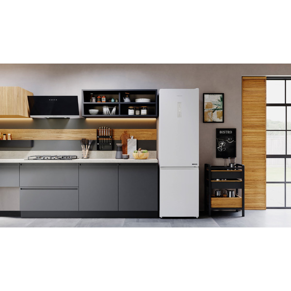 Холодильник-морозильник HOTPOINT HT 8201I W O3
