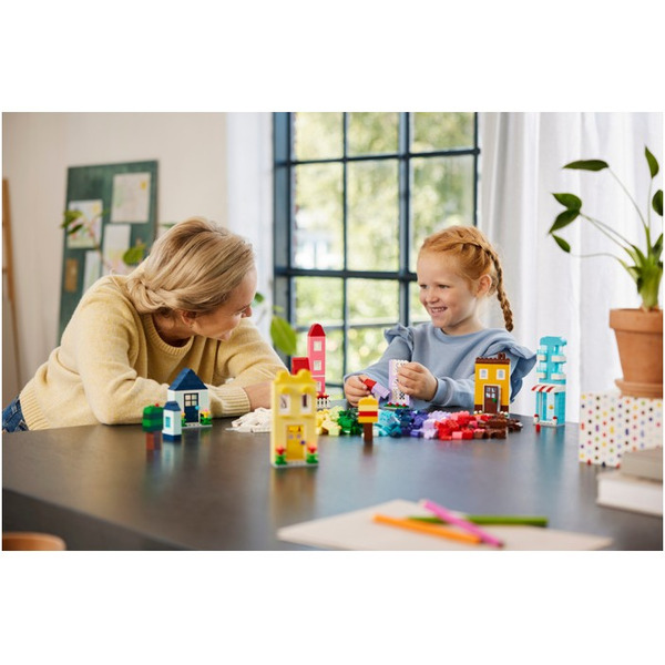 Конструктор Lego Classic Создавай дома 11035