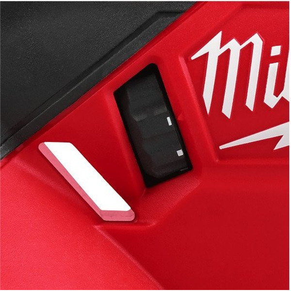 Эксцентриковая шлифмашина Milwaukee M12FROS5-502X 4933493651 (с 2-мя АКБ, кейс)