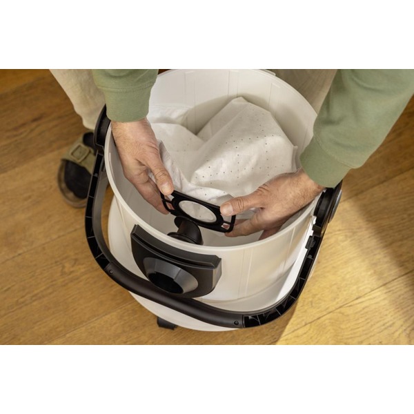 Пылесос Karcher SE 4 Plus 1.081-170.0