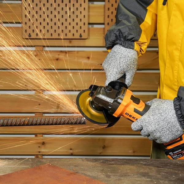 Угловая шлифмашина Deko DKAG20-125 (063-2150) с 1-м АКБ
