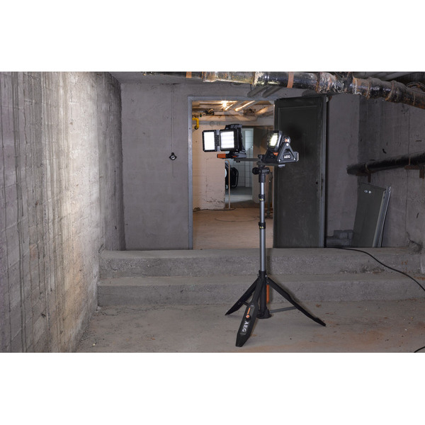 Тренога для осветительных приборов AEG Powertools LUS-210X (4935459663)