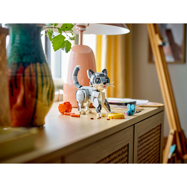 Конструктор LEGO Creator 3 в 1 31163 Озорной кот